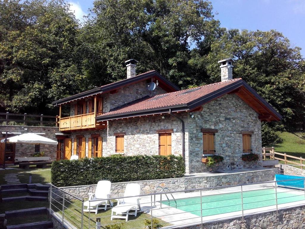 La Dolce Vita Chalet マッシーノ・ヴィスコンティ 部屋 写真